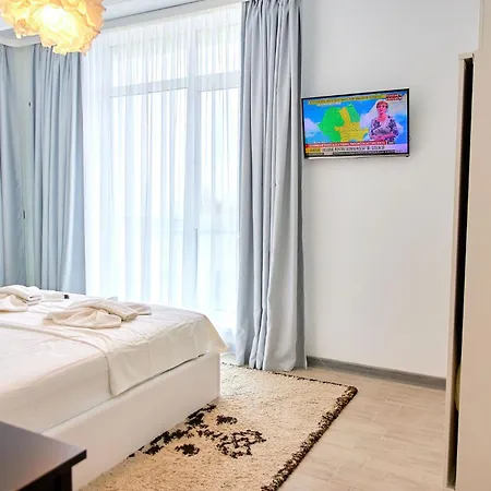 Sunny By Alz Apartman Năvodari