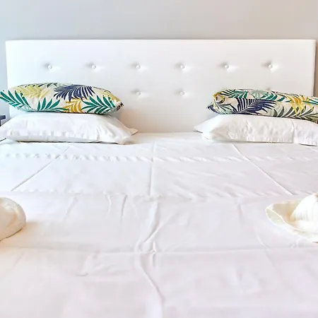 Sunny By Alz * Năvodari