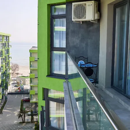 Sunny By Alz Apartman Năvodari