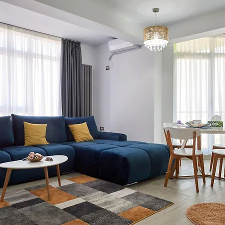 Sunny By Alz * Năvodari