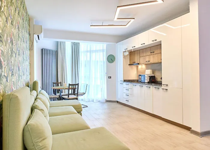 アパート Sunny By Alz