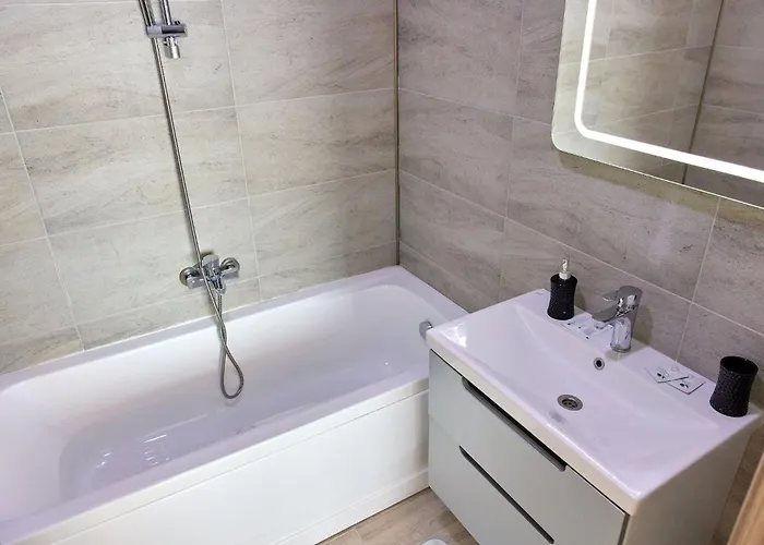 アパート Sunny By Alz *